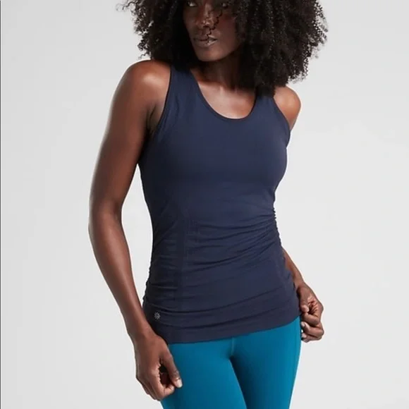 Athleta tank size medium. - Picture 7 of 12